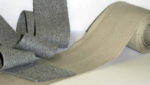 ABBIGLIAMENTO - CALZATURA